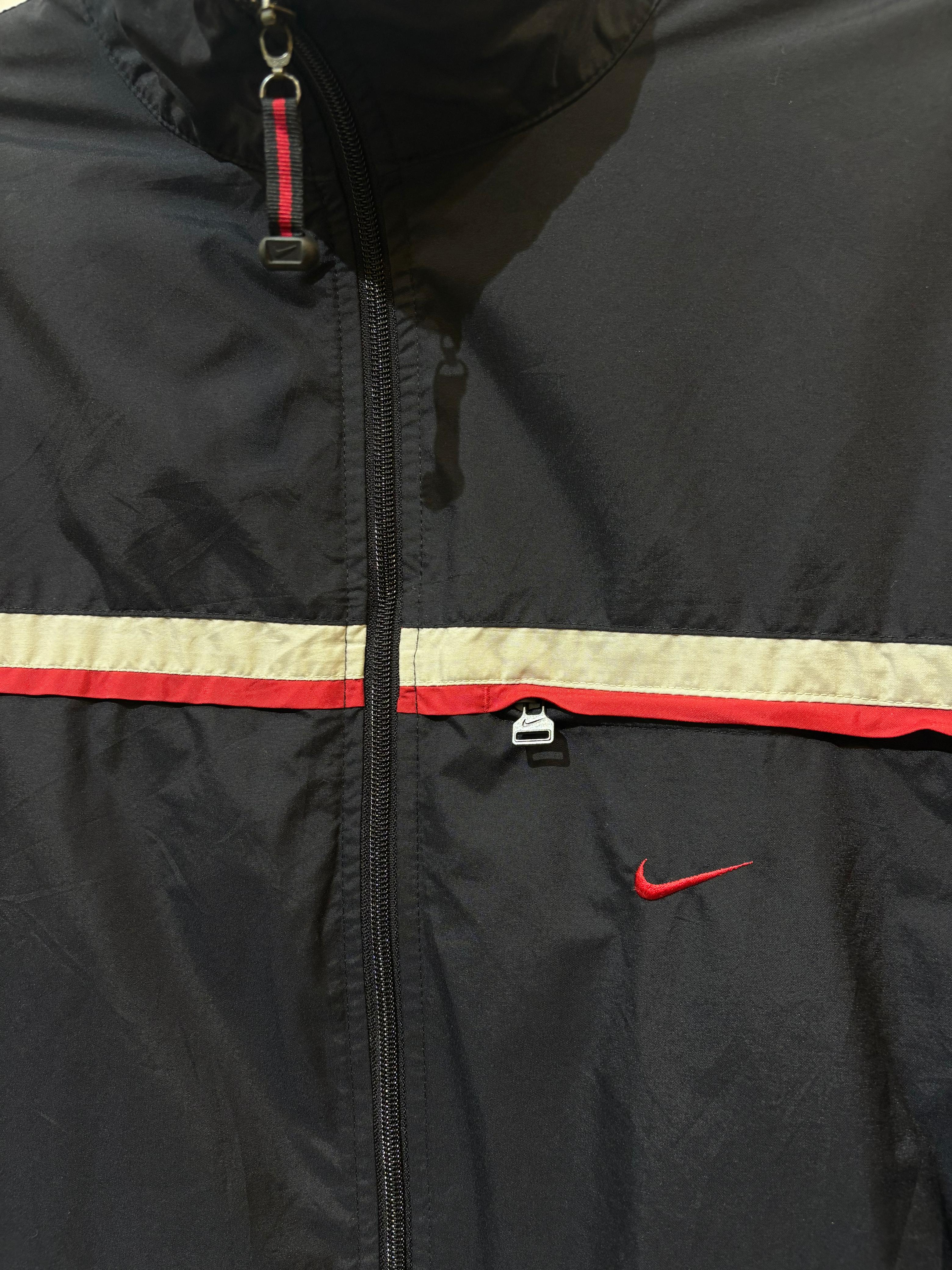 NIKE NAVY BLUE AND RED WIND CHEATER