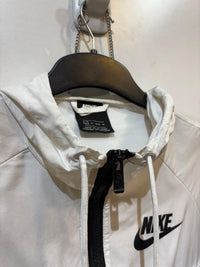 NIKE BLACK AND WHITE WIND CHEATER